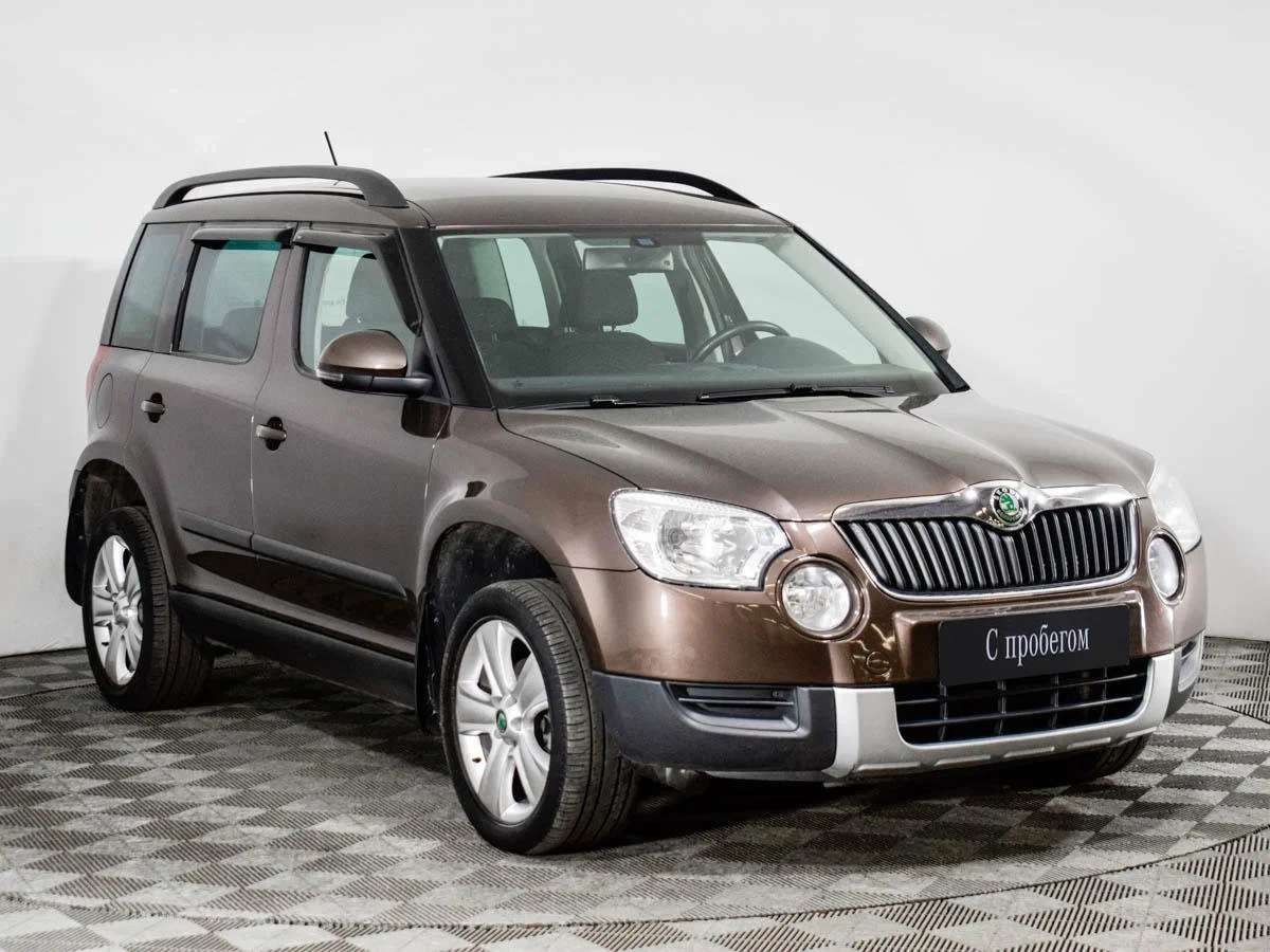 Skoda Yeti, Коричневый, 2014, Робот, 152 л.с., цена от 905 000 руб.