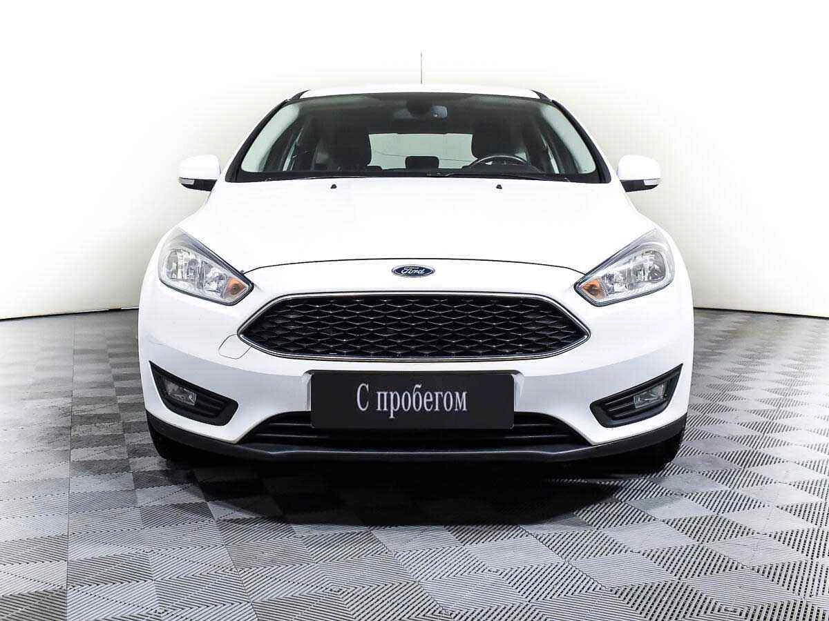 Ford Focus, Белый, 2015, Робот, 105 л.с., цена от 520 000 руб.