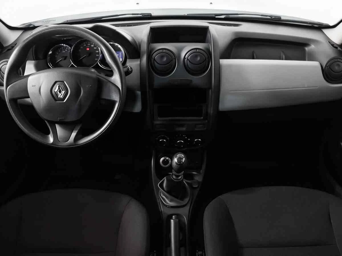 Renault Duster, Белый, 2017, Механическая, 114 л.с., цена от 880 000 руб.