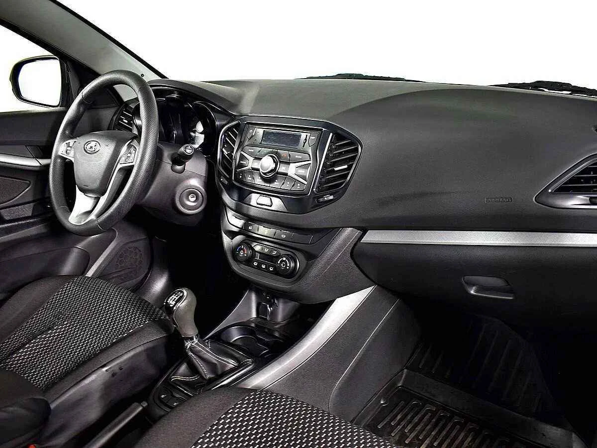 LADA Vesta, Серый, 2018, Механическая, 122 л.с., цена от 447 000 руб.