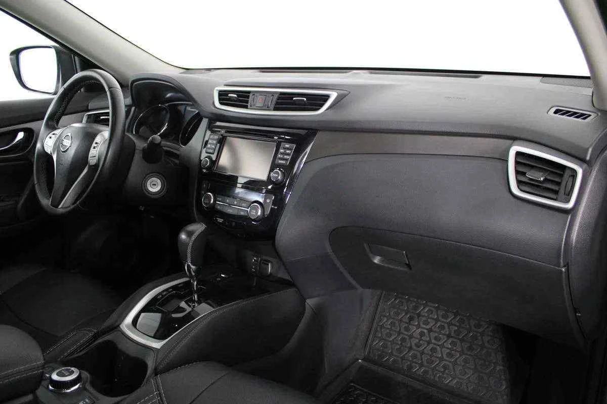 Nissan X-Trail, Серый, 2016, Вариатор, 144 л.с., цена от 1 027 000 руб.