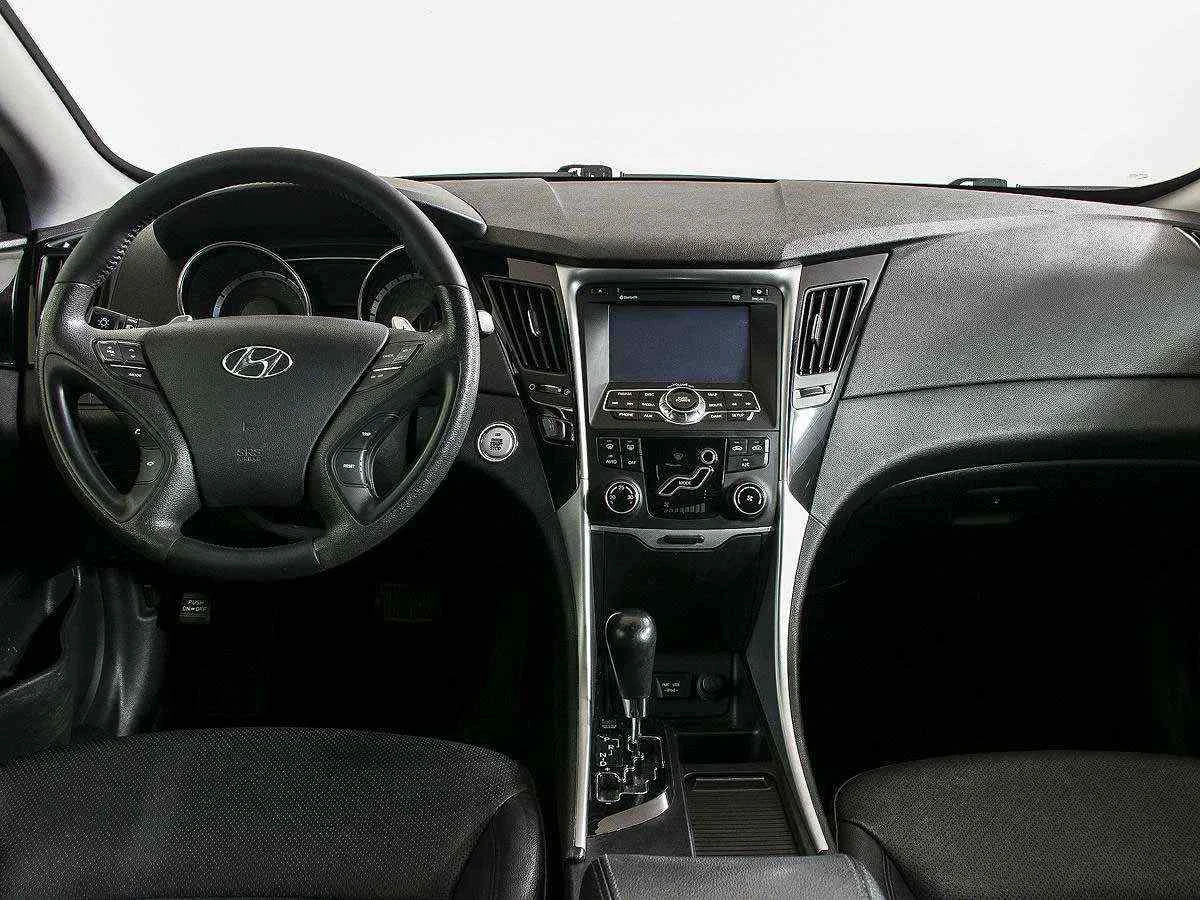 Hyundai Sonata, Черный, 2012, Автоматическая, 150 л.с., цена от 619 000 руб.