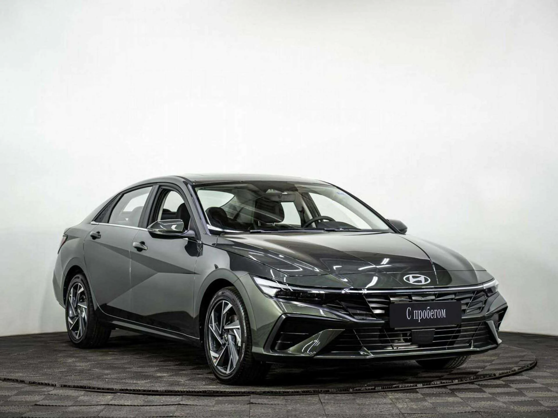 HYUNDAI ELANTRA, Зеленый, 2023, Вариатор, 115 л.с., цена от 1 567 200 руб.