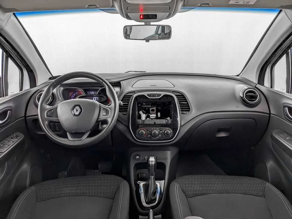 RENAULT KAPTUR, Белый, 2019, Вариатор, 114 л.с., цена от 672 000 руб.