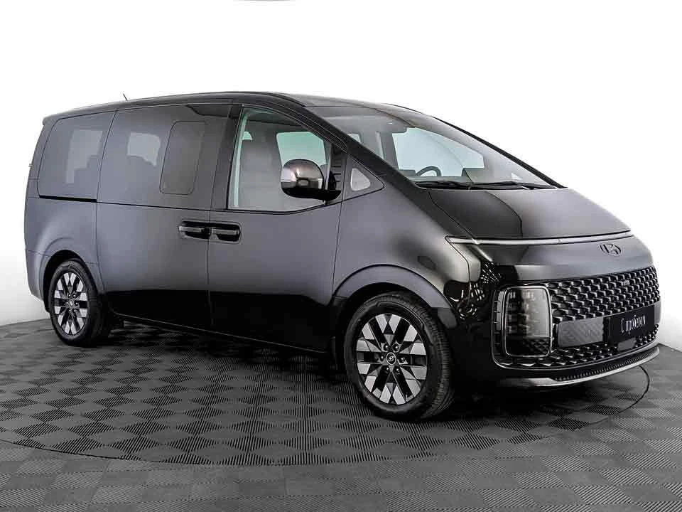HYUNDAI STARIA, Черный, 2021, Автоматическая, 177 л.с., цена от 4 448 000 руб.