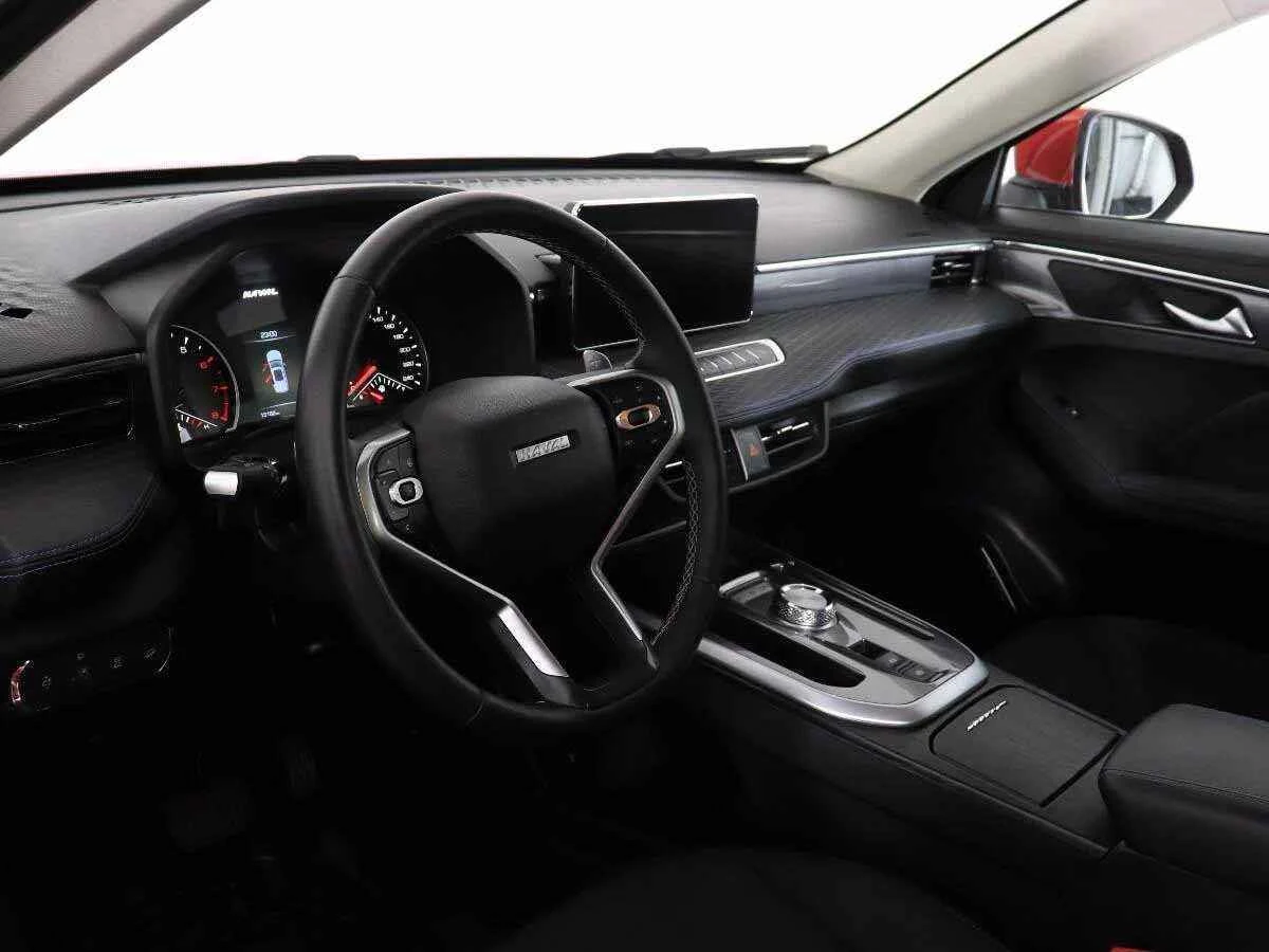 Haval Jolion, Красный, 2021, Робот, 150 л.с., цена от 1 566 000 руб.