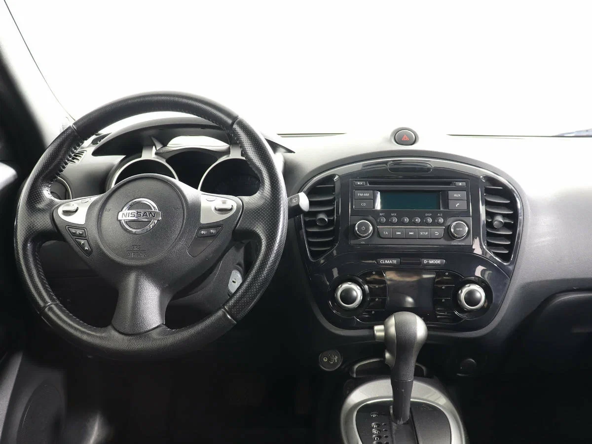 Nissan Juke, Серебряный, 2013, Вариатор, 117 л.с., цена от 570 000 руб.