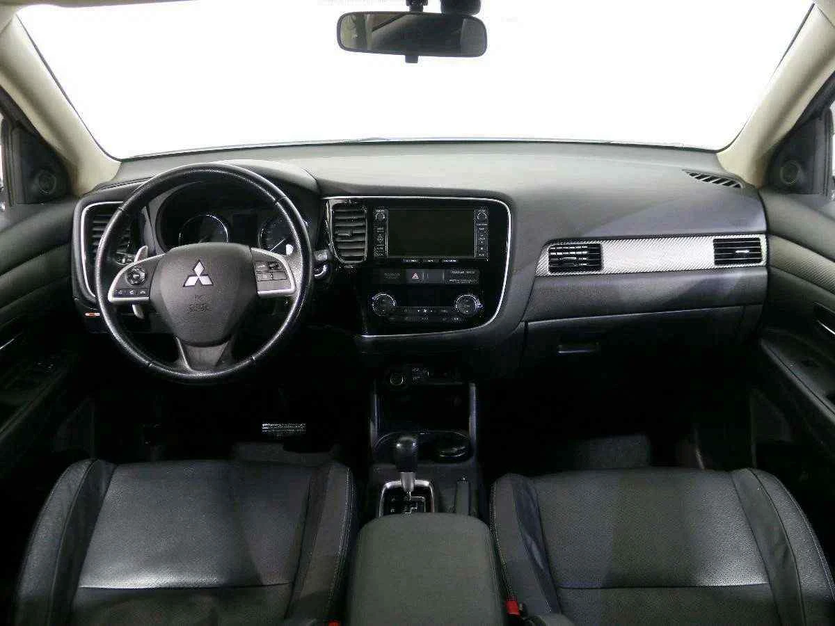 Mitsubishi Outlander, Белый, 2014, Автоматическая, 230 л.с., цена от 1 455 000 руб.
