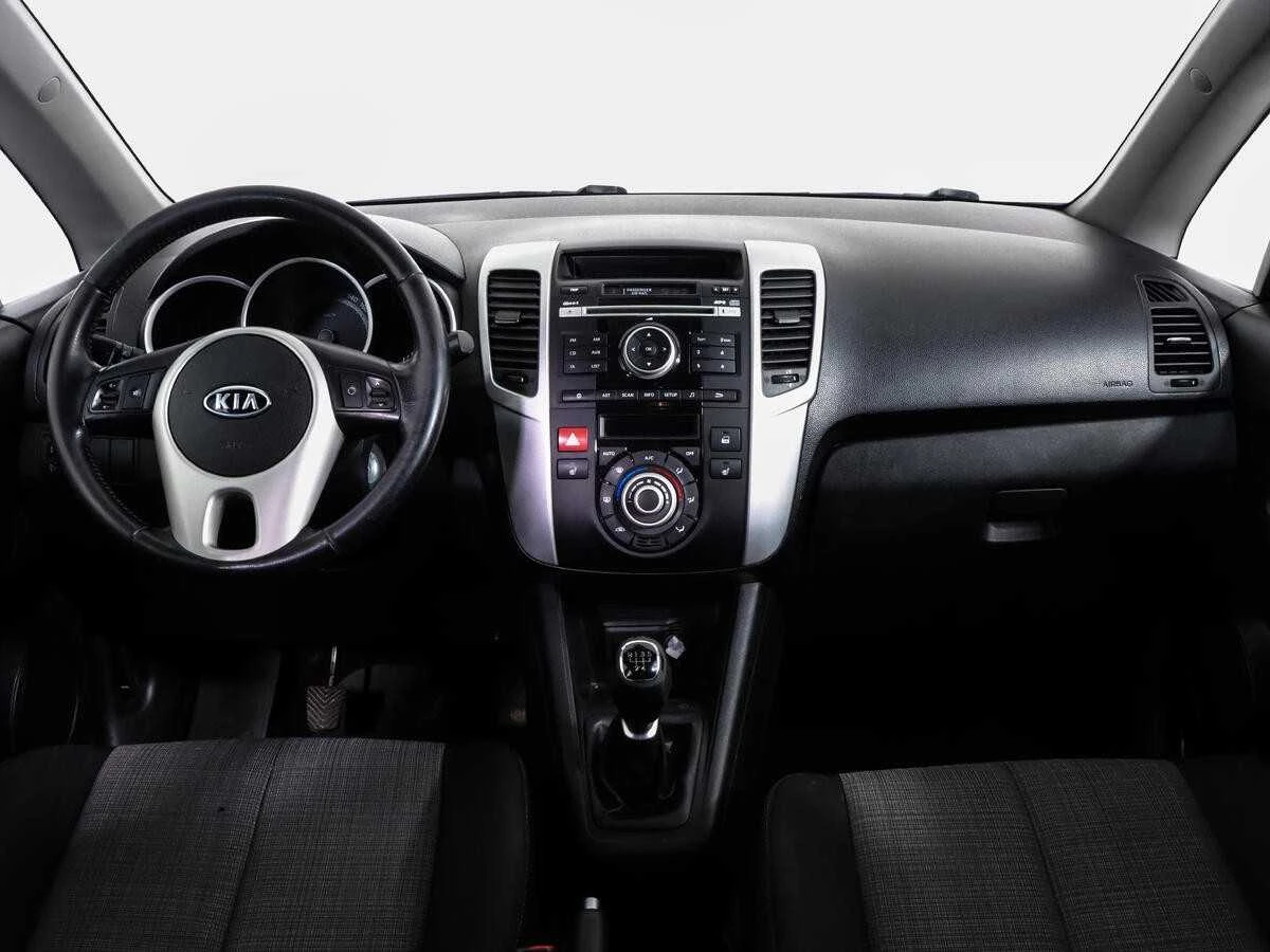 KIA VENGA, Серебряный, 2011, Механическая, 125 л.с., цена от 480 000 руб.