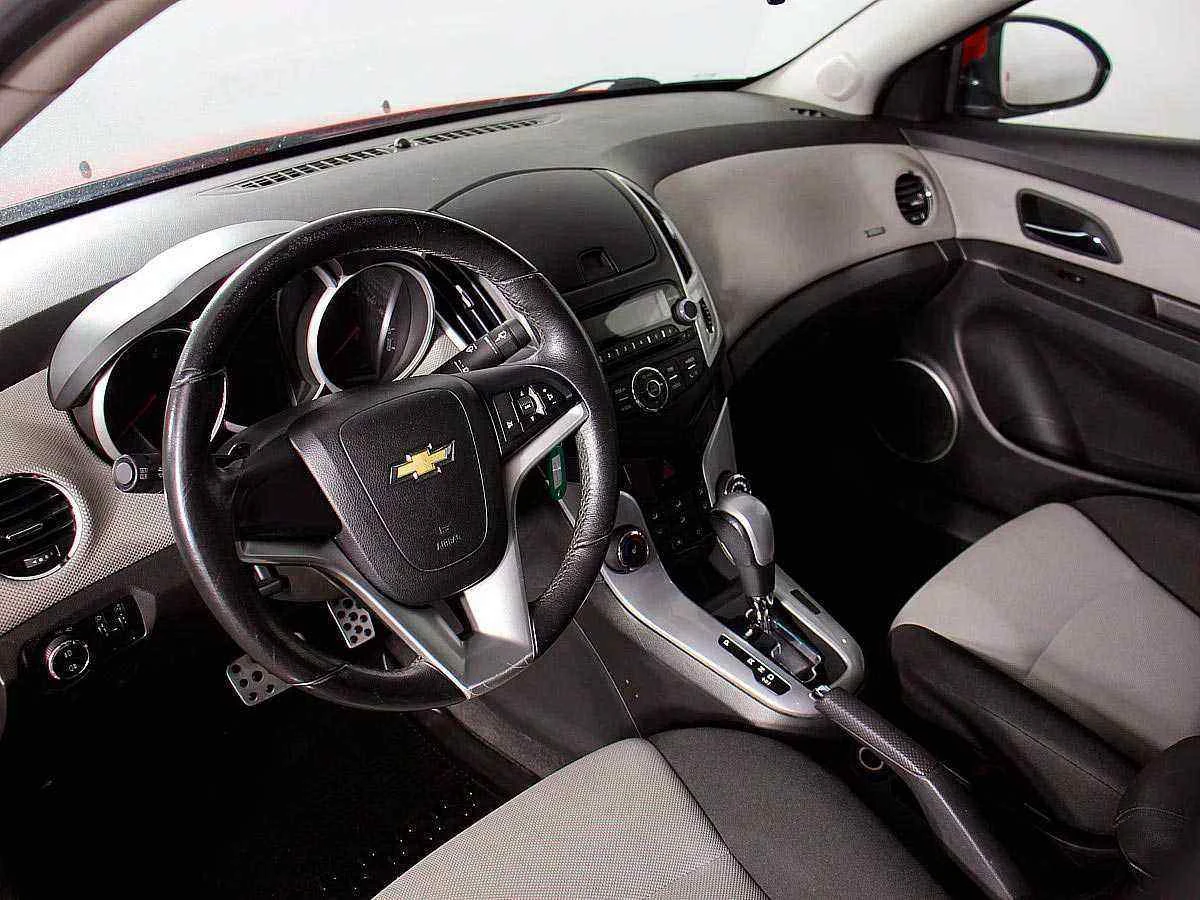 Chevrolet Cruze, Красный, 2013, Автоматическая, 109 л.с., цена от 463 000 руб.