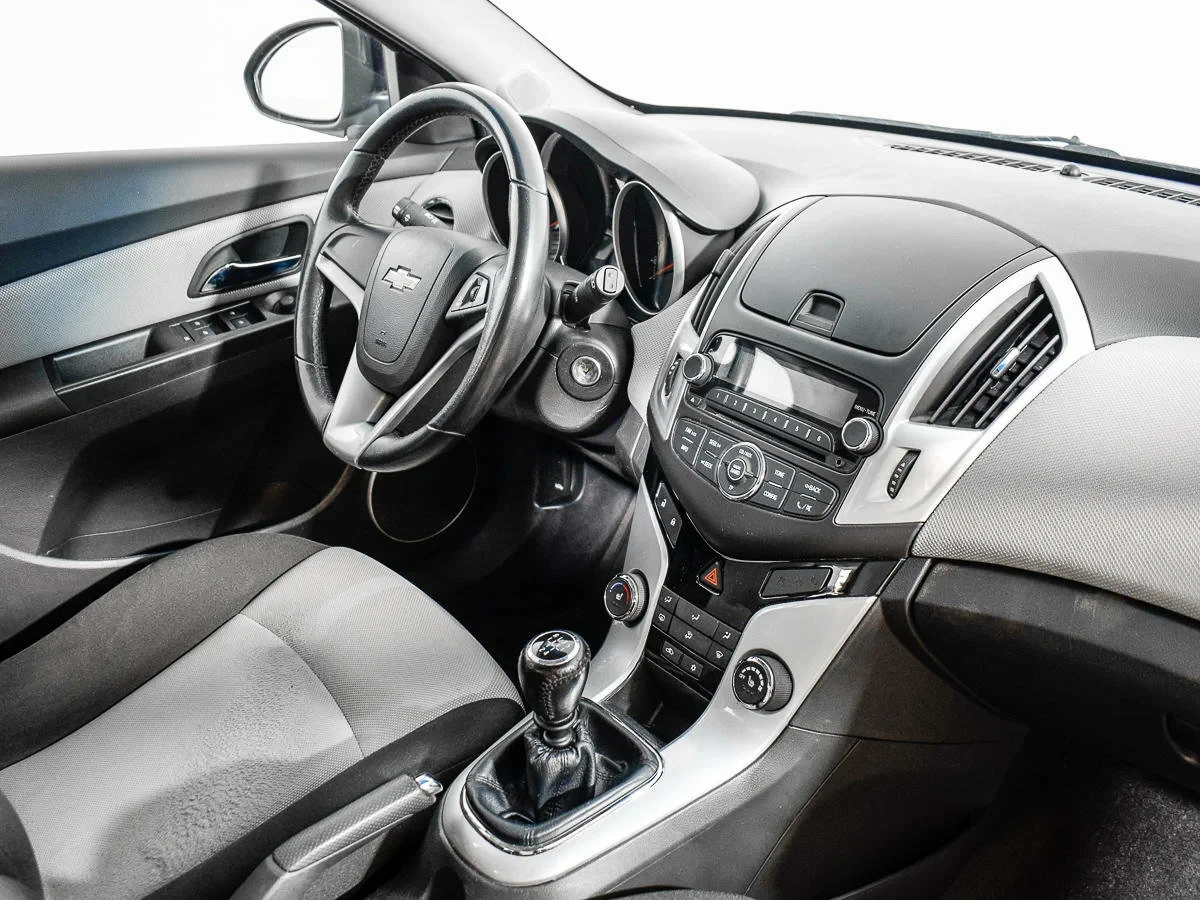 Chevrolet Cruze, Черный, 2014, Механическая, 141 л.с., цена от 585 000 руб.