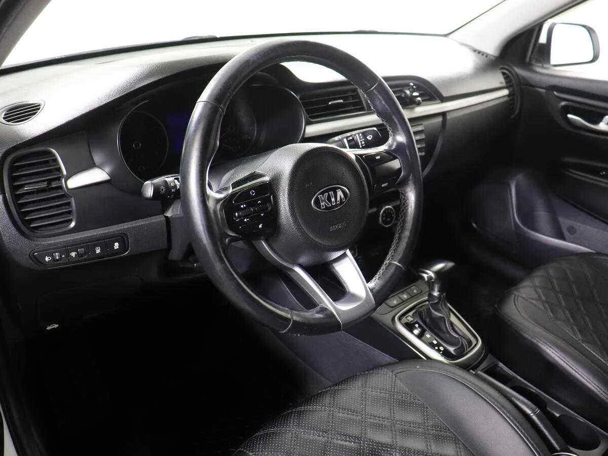 KIA Rio, Белый, 2019, Автоматическая, 123 л.с., цена от 735 000 руб.