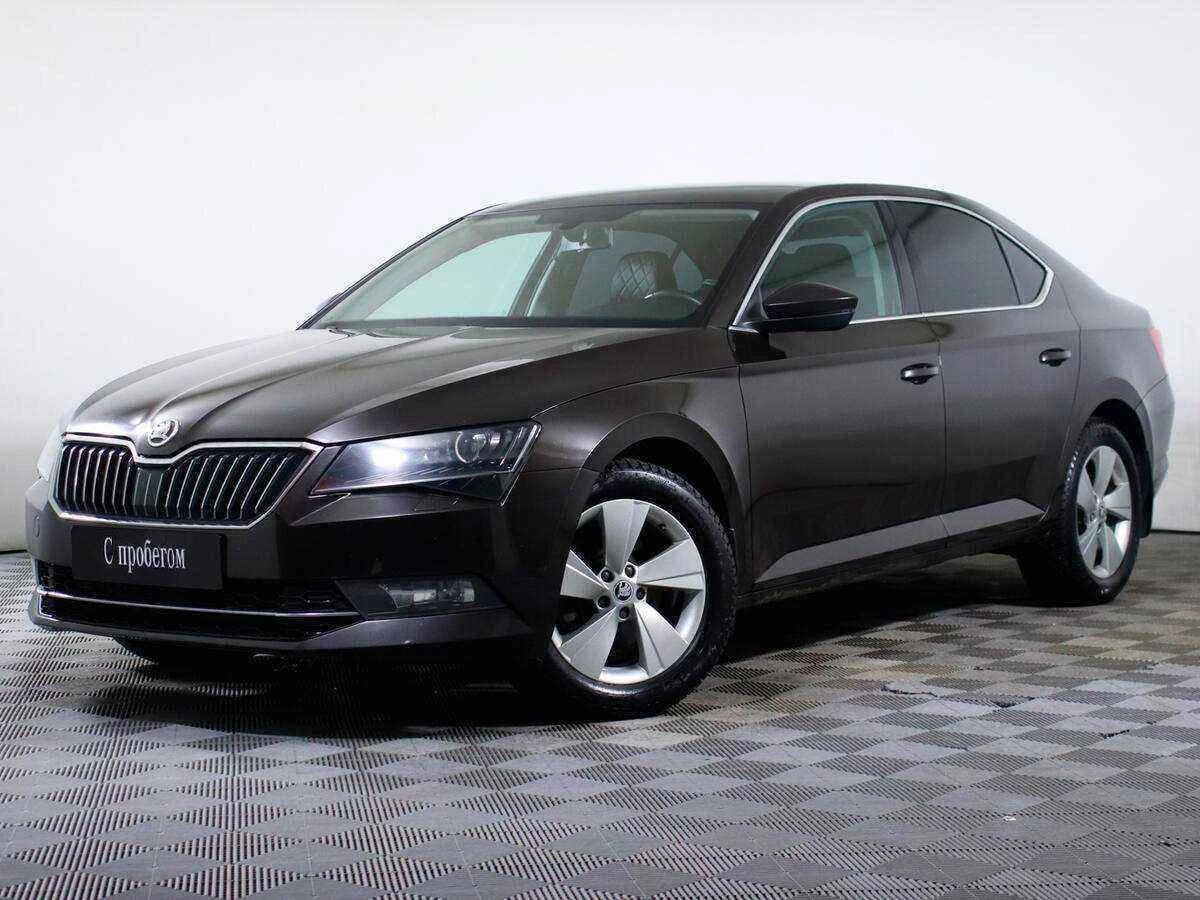 Skoda Superb, Коричневый, 2018, Робот, 180 л.с., цена от 1 569 000 руб.
