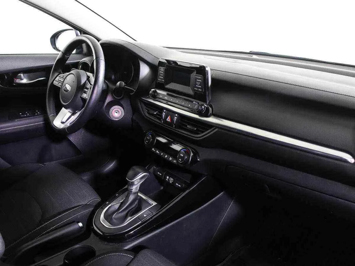 KIA Cerato, Синий, 2018, Автоматическая, 150 л.с., цена от 1 040 000 руб.