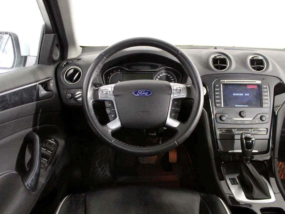 Ford Mondeo, Белый, 2013, Робот, 200 л.с., цена от 695 000 руб.