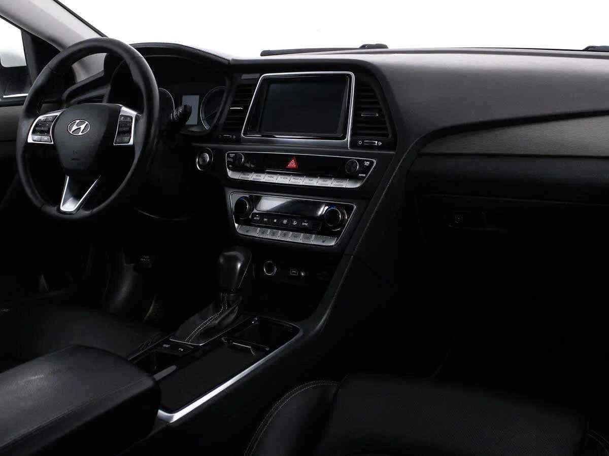 Hyundai Sonata, Белый, 2019, Автоматическая, 150 л.с., цена от 1 315 000 руб.