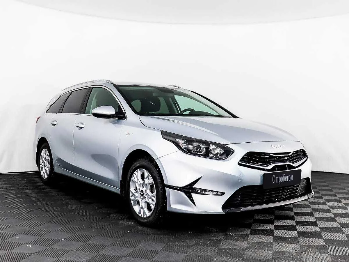 KIA CEED, Серебряный, 2021, Автоматическая, 128 л.с., цена от 1 480 000 руб.