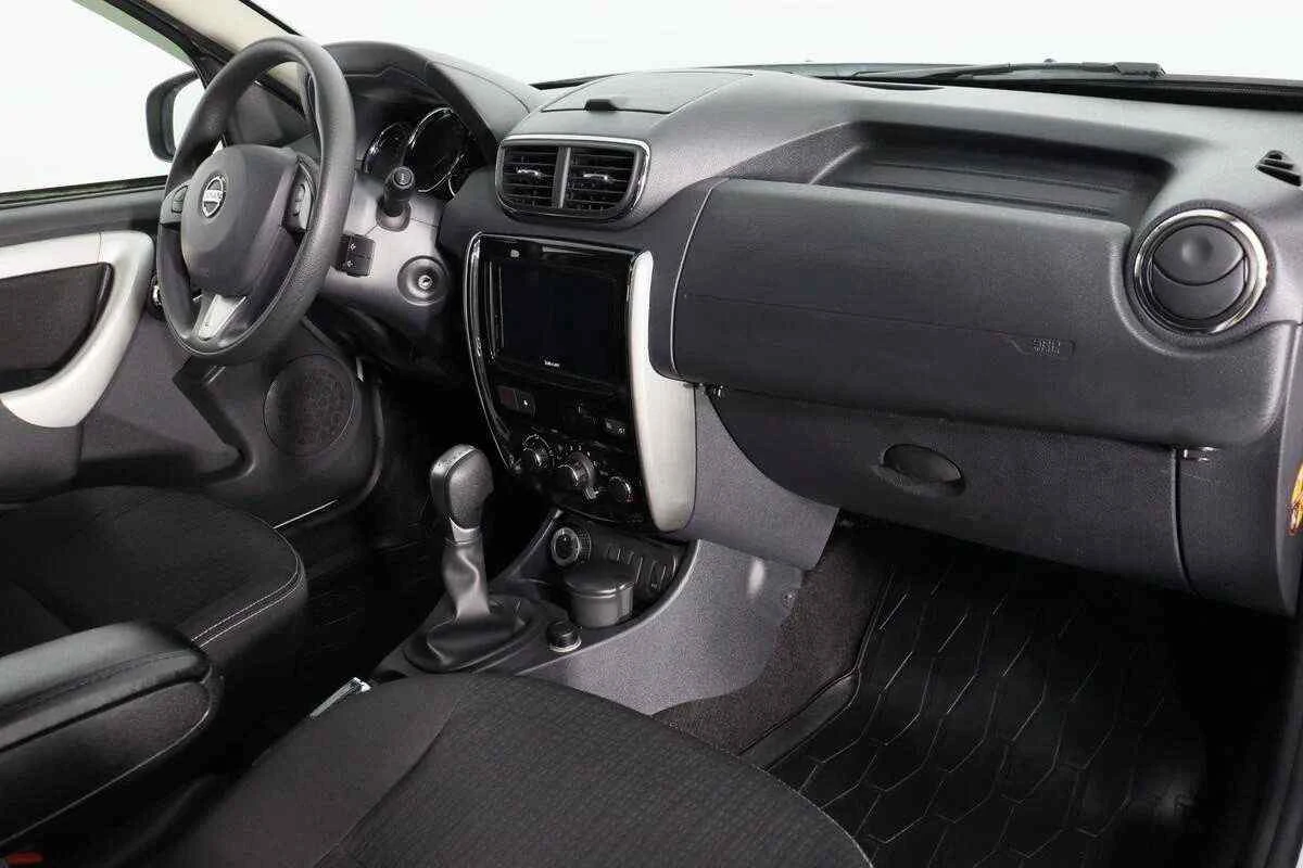 Nissan Terrano, Белый, 2018, Автоматическая, 143 л.с., цена от 1 303 000 руб.