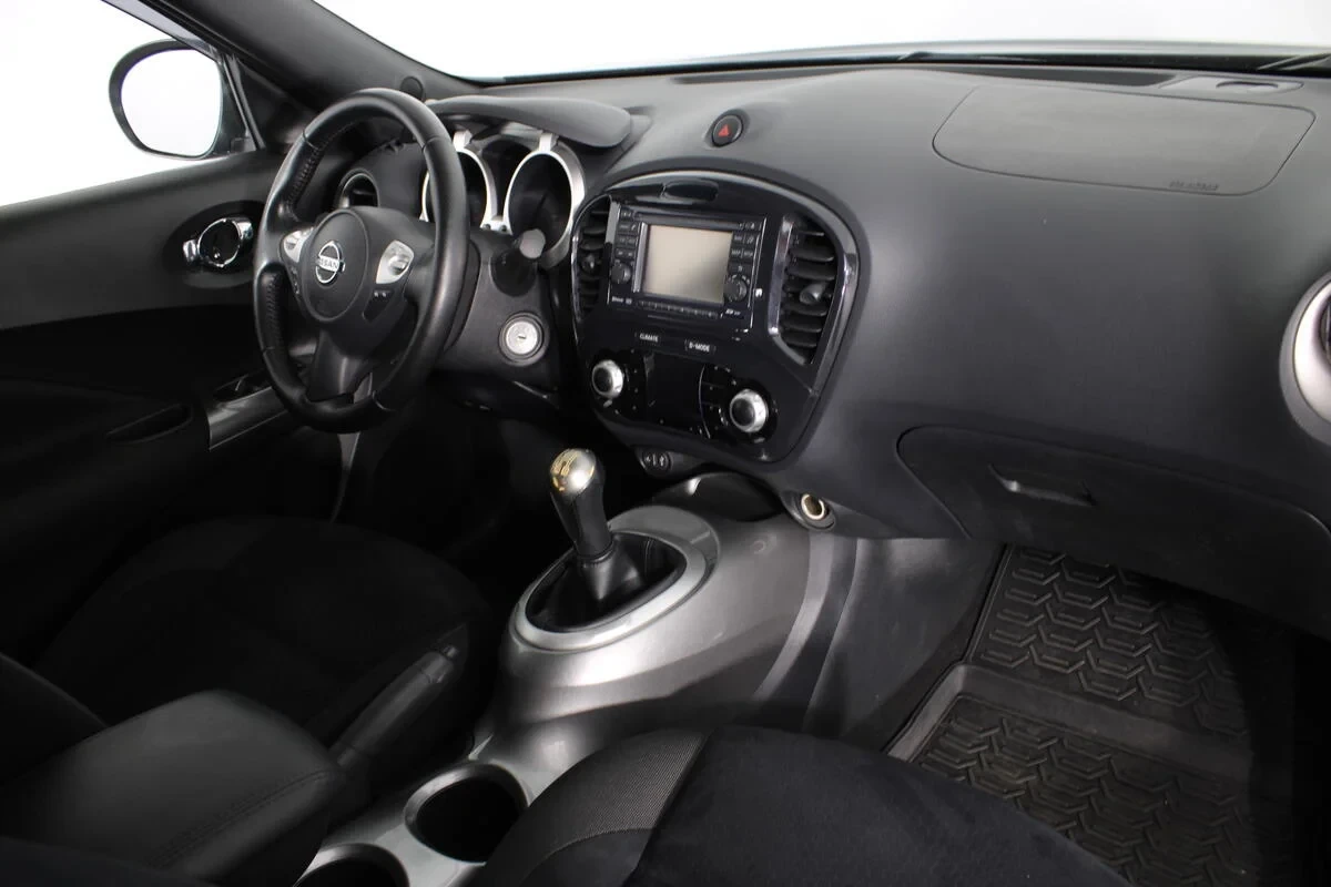Nissan Juke, Серый, 2012, Механическая, 117 л.с., цена от 529 400 руб.