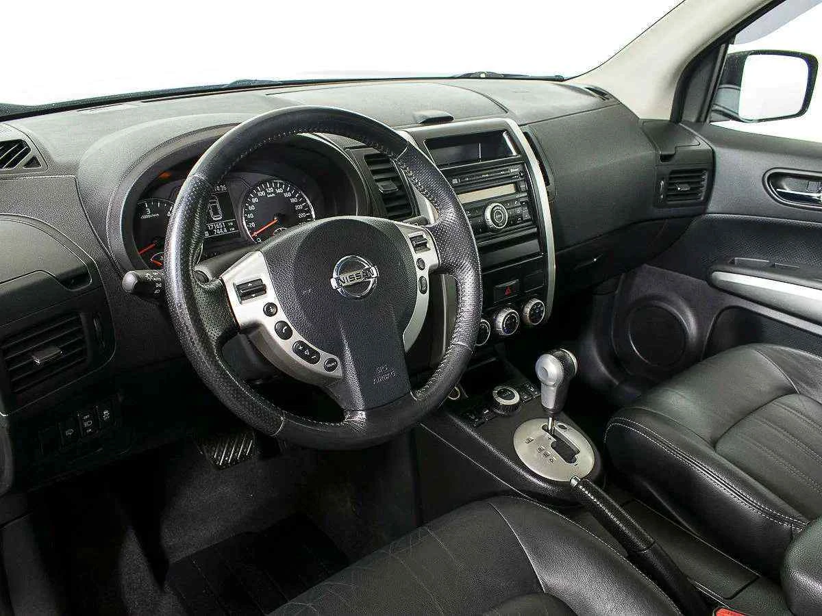Nissan X-Trail, Черный, 2011, Вариатор, 150 л.с., цена от 625 000 руб.