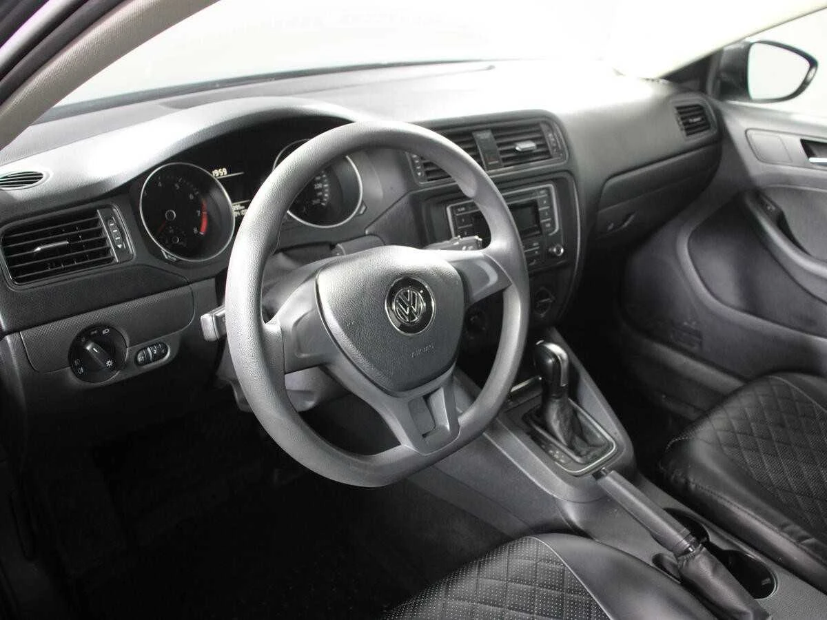 VOLKSWAGEN JETTA, Серый, 2015, Автоматическая, 105 л.с., цена от 816 000 руб.