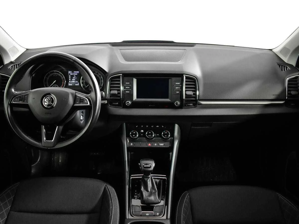 SKODA KAROQ, Коричневый, 2020, Автоматическая, 150 л.с., цена от 1 424 000 руб.