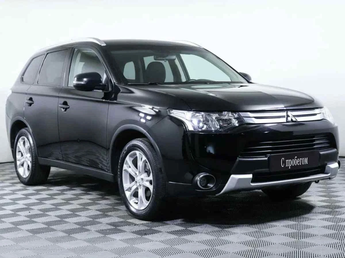 Mitsubishi Outlander, Черный, 2015, Вариатор, 146 л.с., цена от 1 325 000 руб.