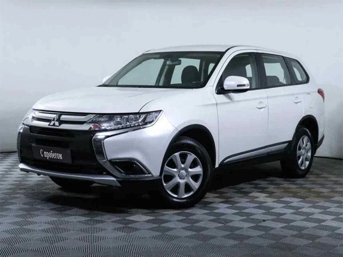 Mitsubishi Outlander, Белый, 2016, Вариатор, 167 л.с., цена от 1 269 000 руб.