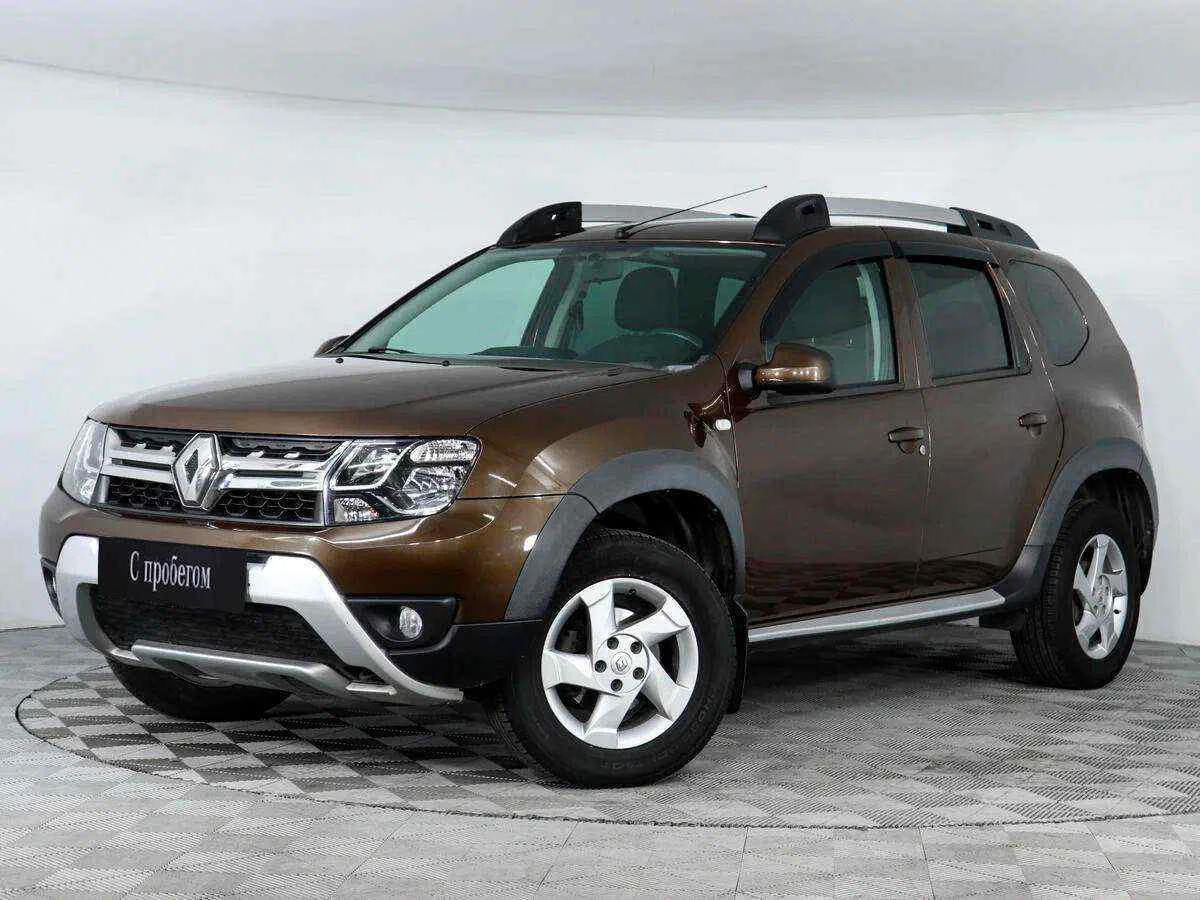 Renault Duster, Коричневый, 2017, Механическая, 114 л.с., цена от 1 120 000 руб.
