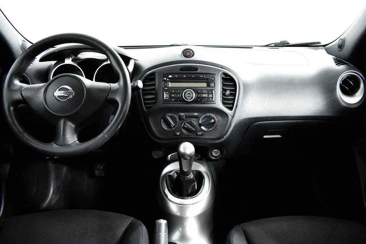 Nissan Juke, Серый, 2012, Механическая, 117 л.с., цена от 496 600 руб.