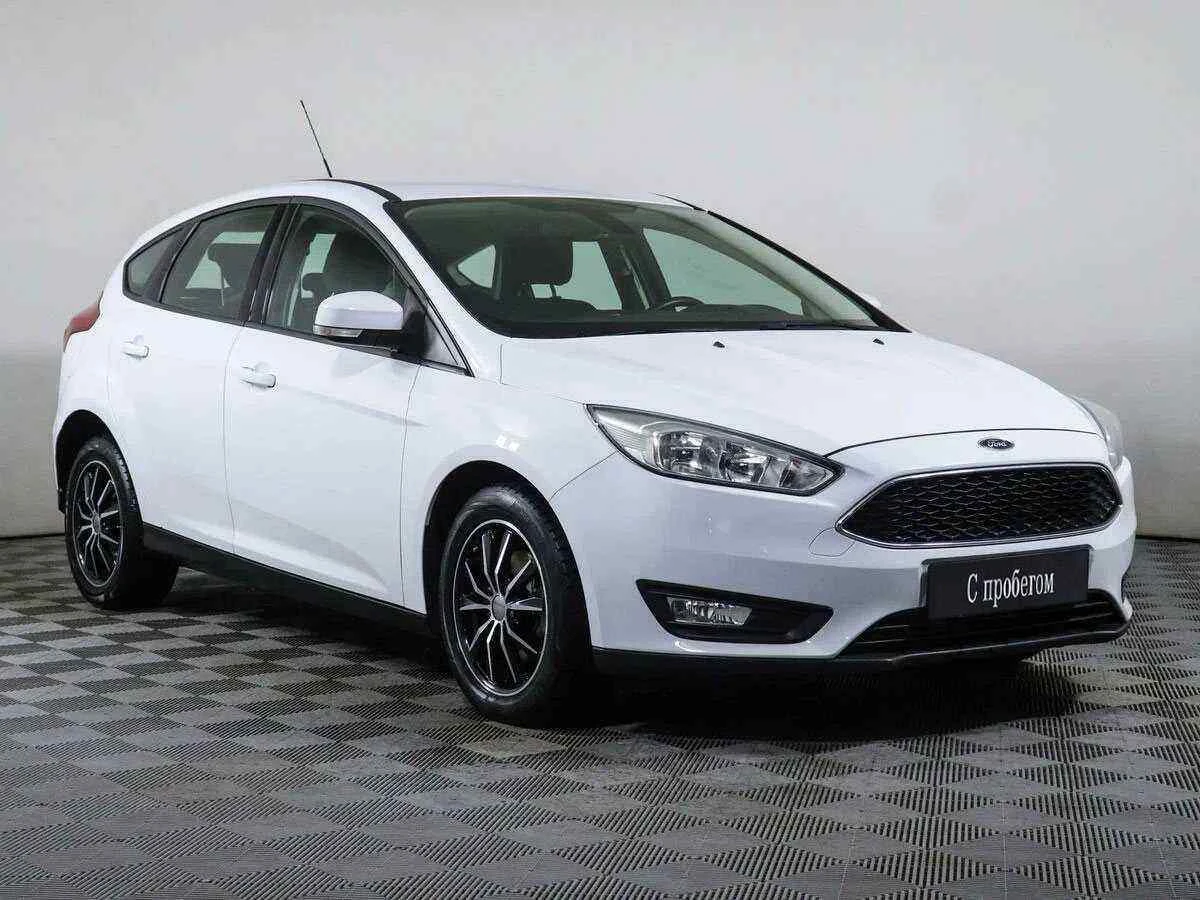 Ford Focus, Белый, 2017, Робот, 150 л.с., цена от 810 000 руб.