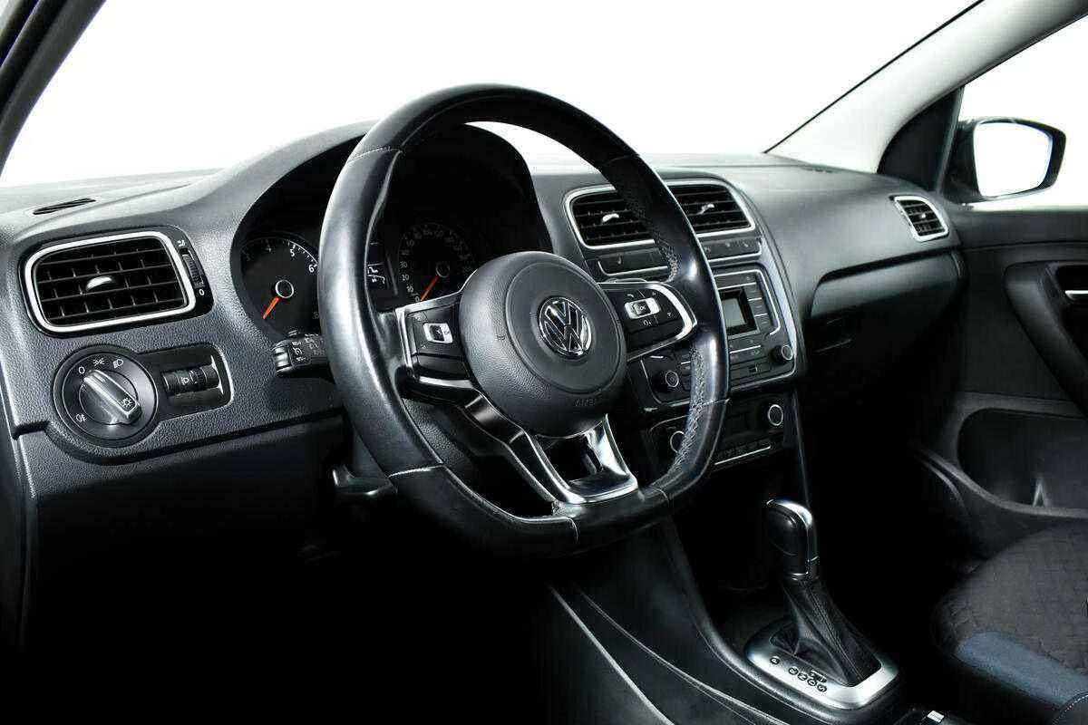 Volkswagen Polo, Белый, 2020, Автоматическая, 110 л.с., цена от 740 000 руб.
