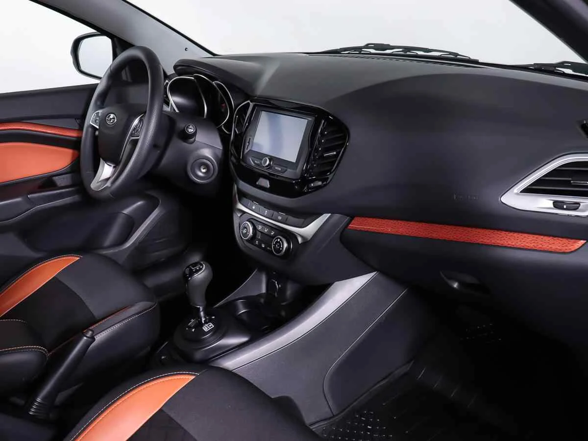 LADA Vesta Cross, Коричневый, 2019, Робот, 122 л.с., цена от 557 000 руб.