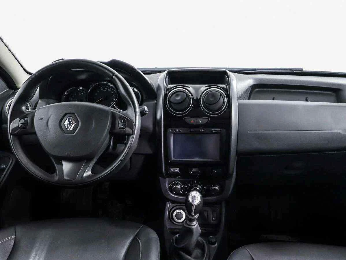 Renault Duster, Серебряный, 2017, Механическая, 109 л.с., цена от 1 209 000 руб.