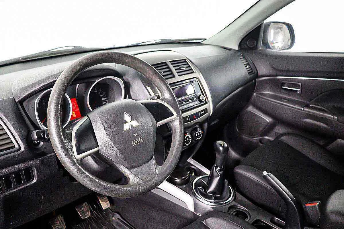 Mitsubishi ASX, Голубой, 2013, Механическая, 117 л.с., цена от 650 000 руб.