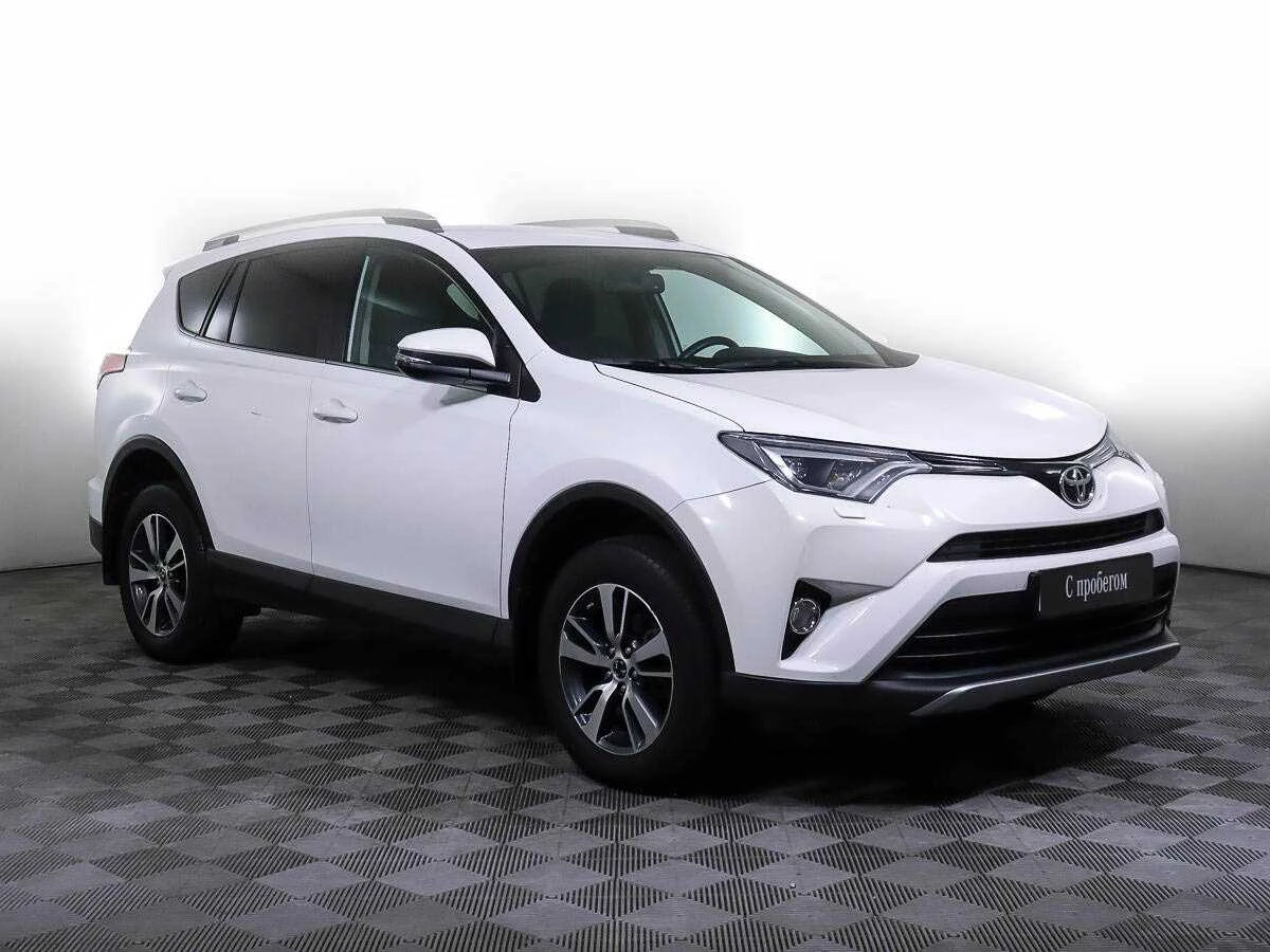 TOYOTA RAV4, Белый, 2018, Автоматическая, 180 л.с., цена от 2 040 000 руб.
