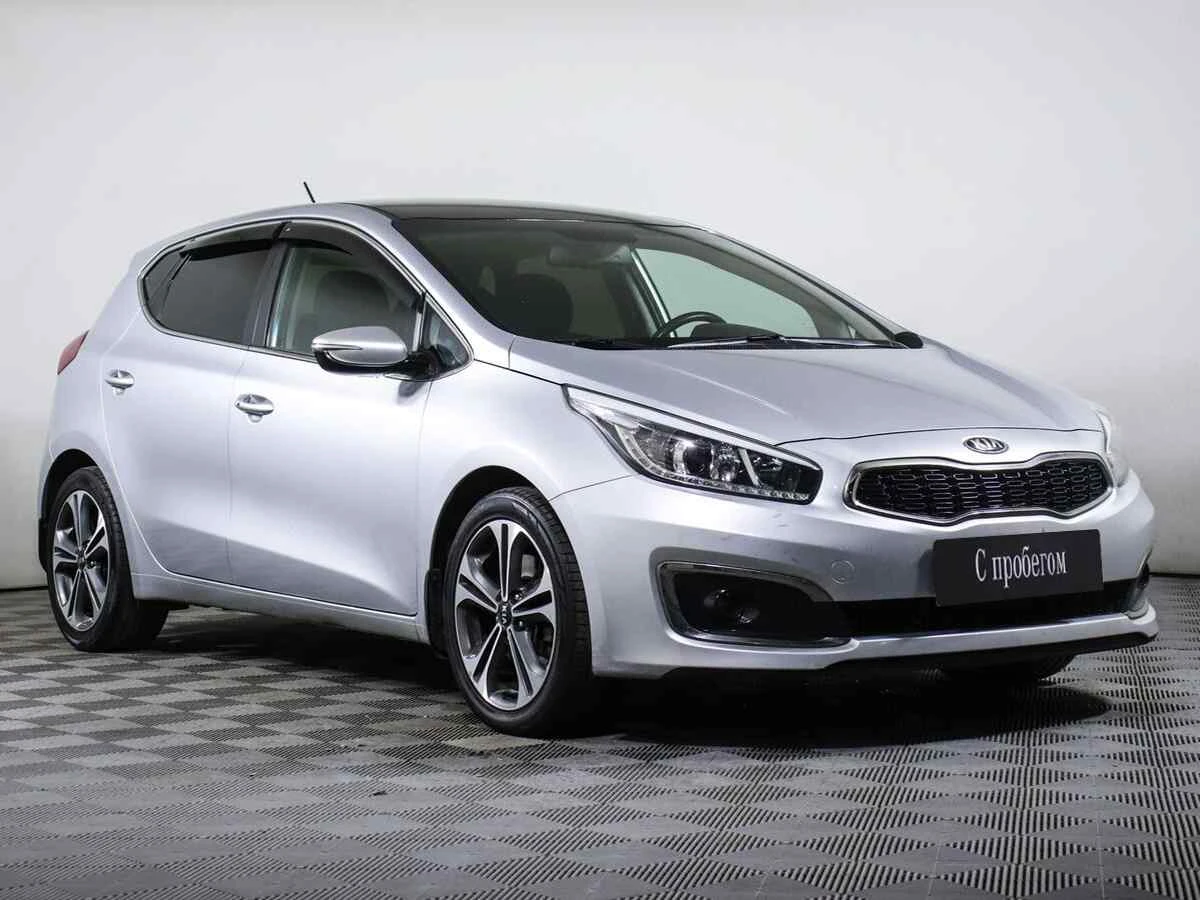 KIA Ceed, Серебряный, 2015, Робот, 135 л.с., цена от 645 000 руб.