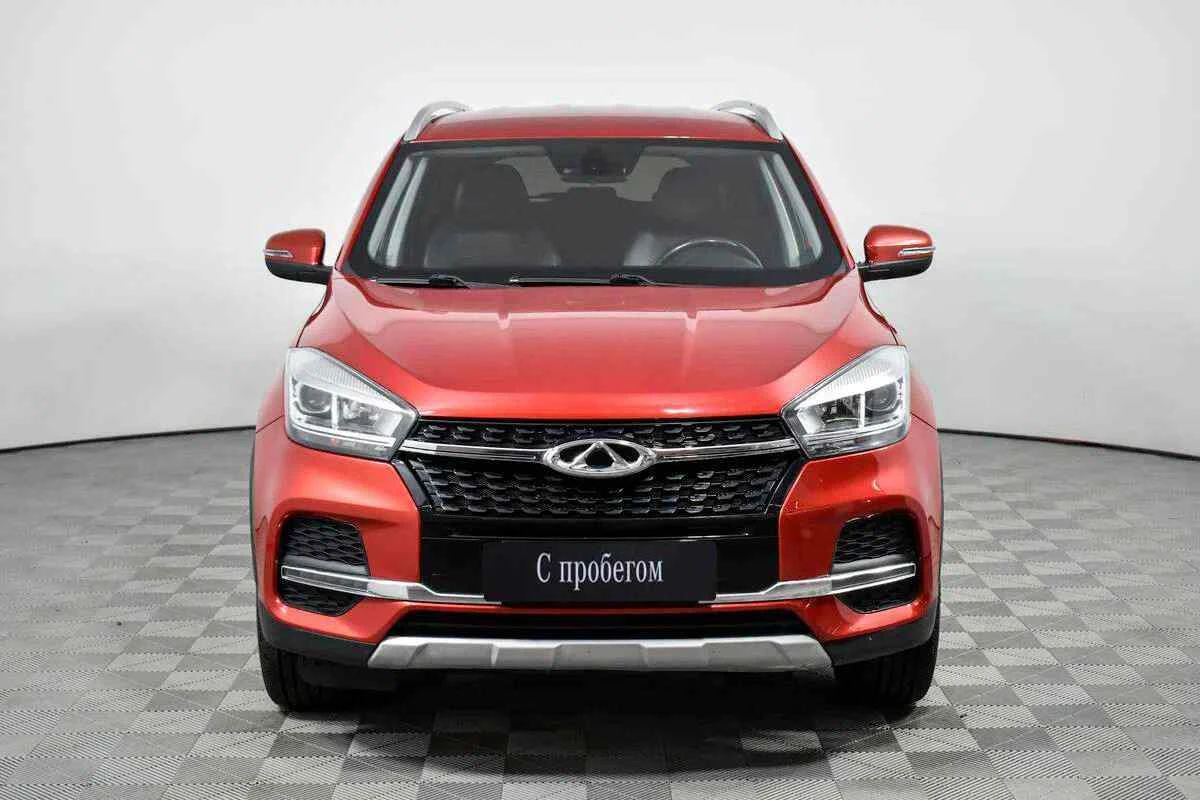 Chery Tiggo 4, Красный, 2019, Вариатор, 122 л.с., цена от 995 100 руб.