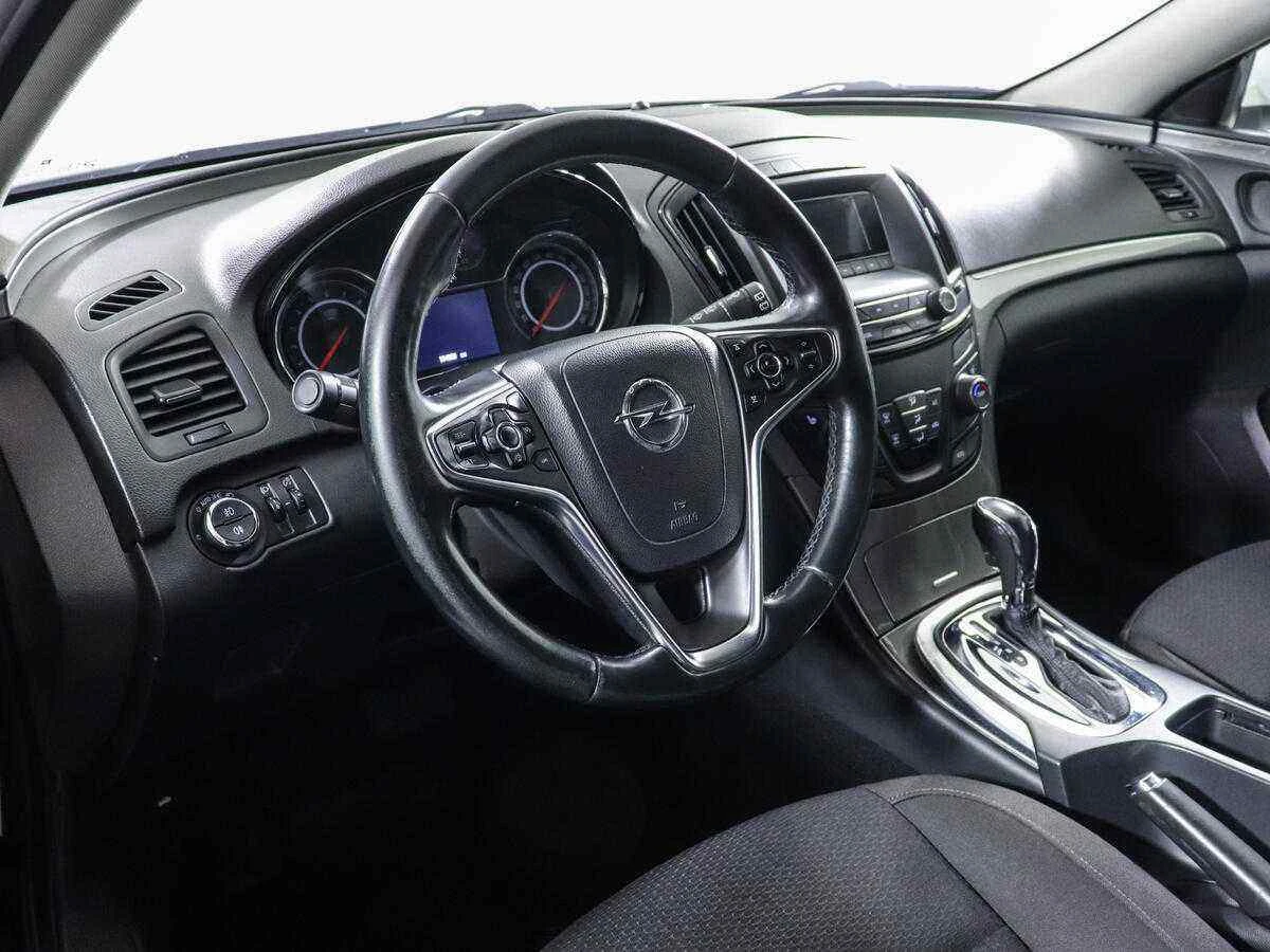 Opel Insignia, Белый, 2014, Автоматическая, 170 л.с., цена от 589 000 руб.
