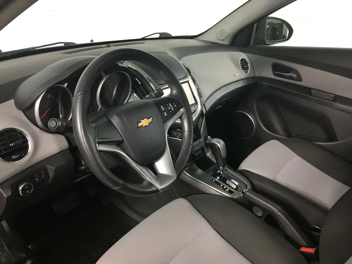 Chevrolet Cruze, Коричневый, 2014, Автоматическая, 109 л.с., цена от 527 400 руб.