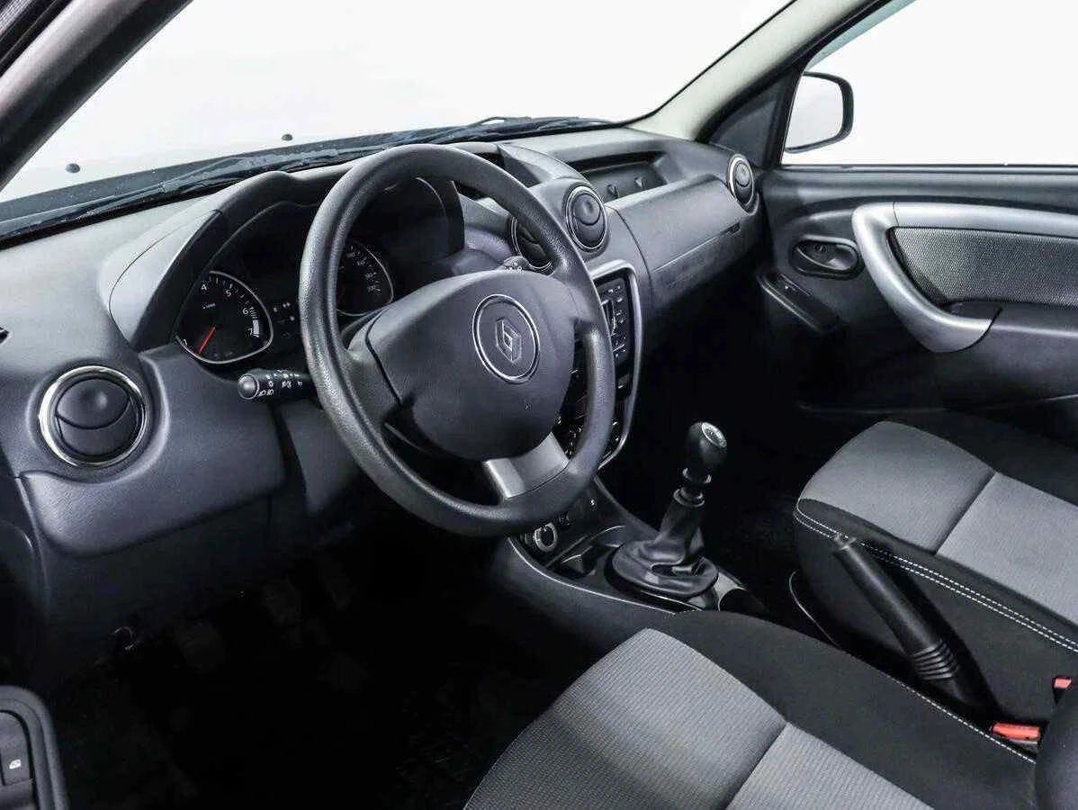 Renault Duster, Черный, 2012, Механическая, 135 л.с., цена от 466 000 руб.