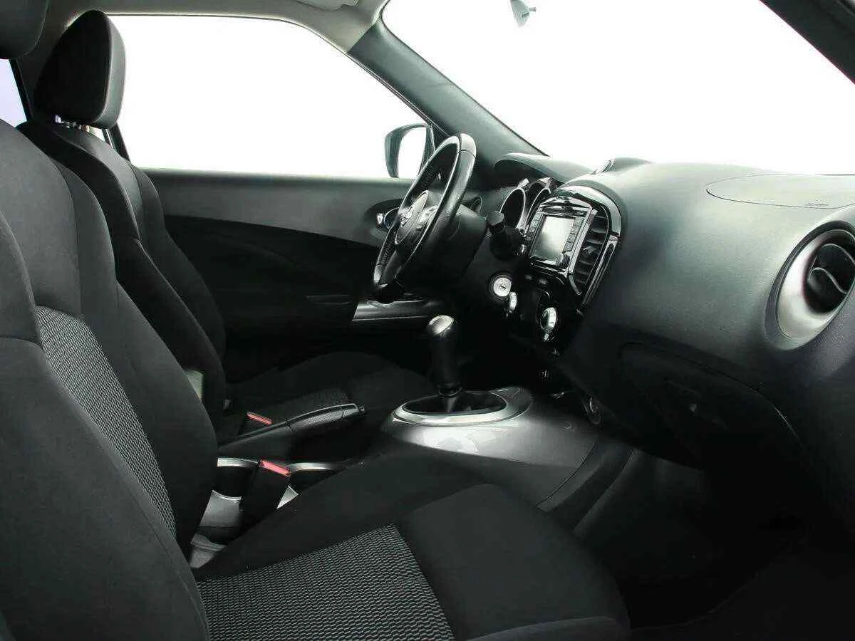 Nissan Juke, Серый, 2014, Механическая, 117 л.с., цена от 812 000 руб.