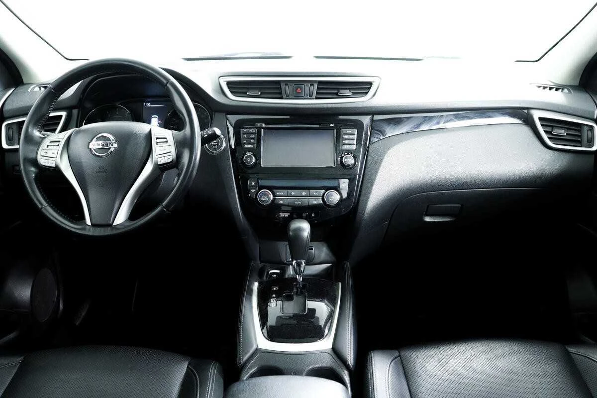 NISSAN QASHQAI, Белый, 2015, Вариатор, 144 л.с., цена от 1 172 000 руб.