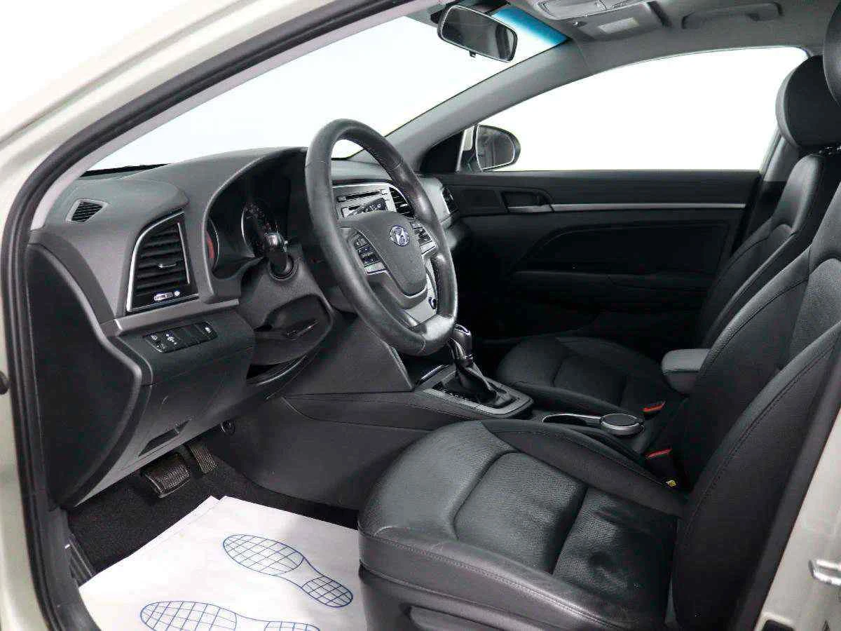 Hyundai Elantra, Серебряный, 2016, Автоматическая, 150 л.с., цена от 882 000 руб.