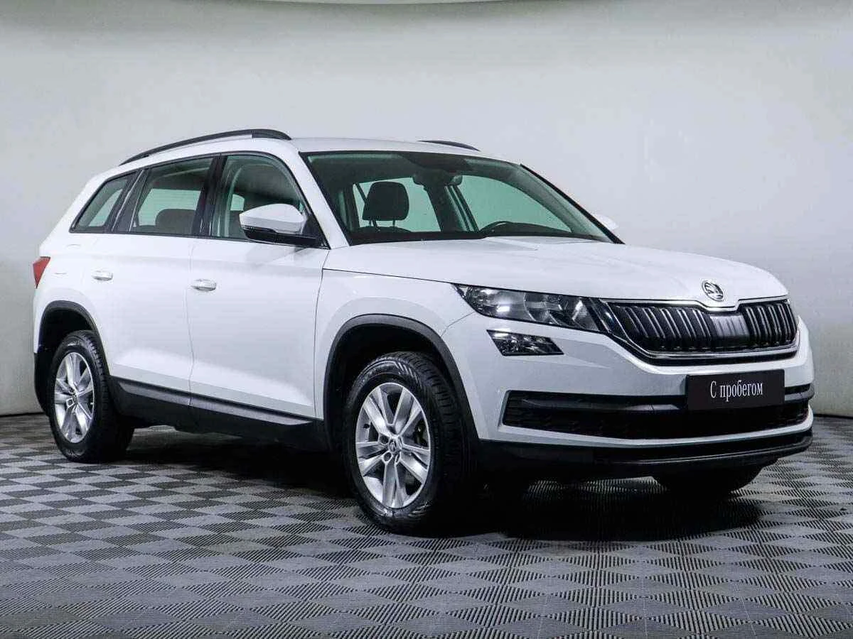 Skoda Kodiaq, Белый, 2018, Робот, 180 л.с., цена от 1 499 000 руб.