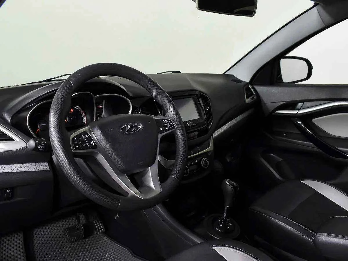 LADA Vesta SW Cross, Серый, 2019, Робот, 122 л.с., цена от 752 000 руб.
