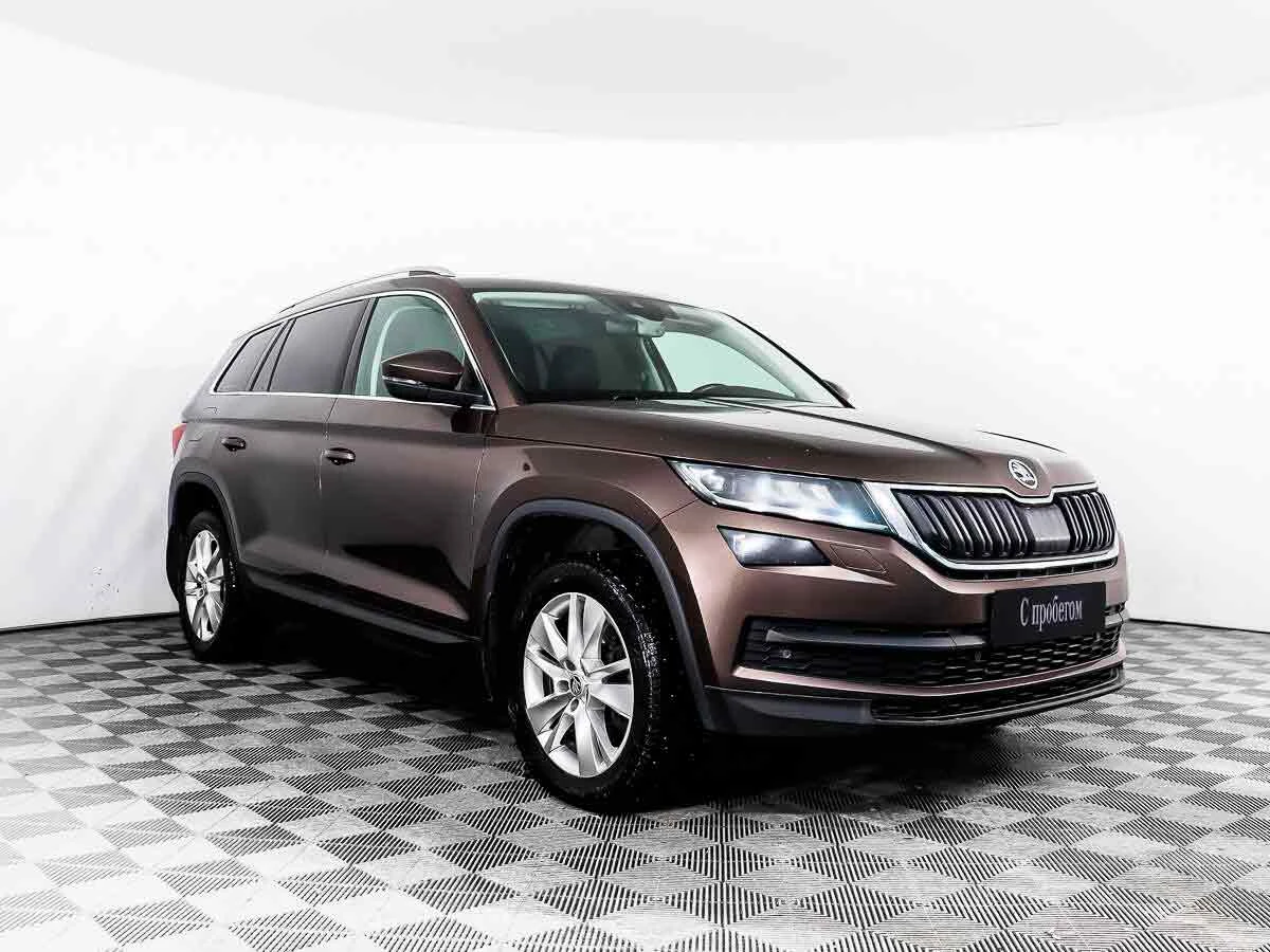 SKODA KODIAQ, Коричневый, 2019, Робот, 180 л.с., цена от 1 824 000 руб.