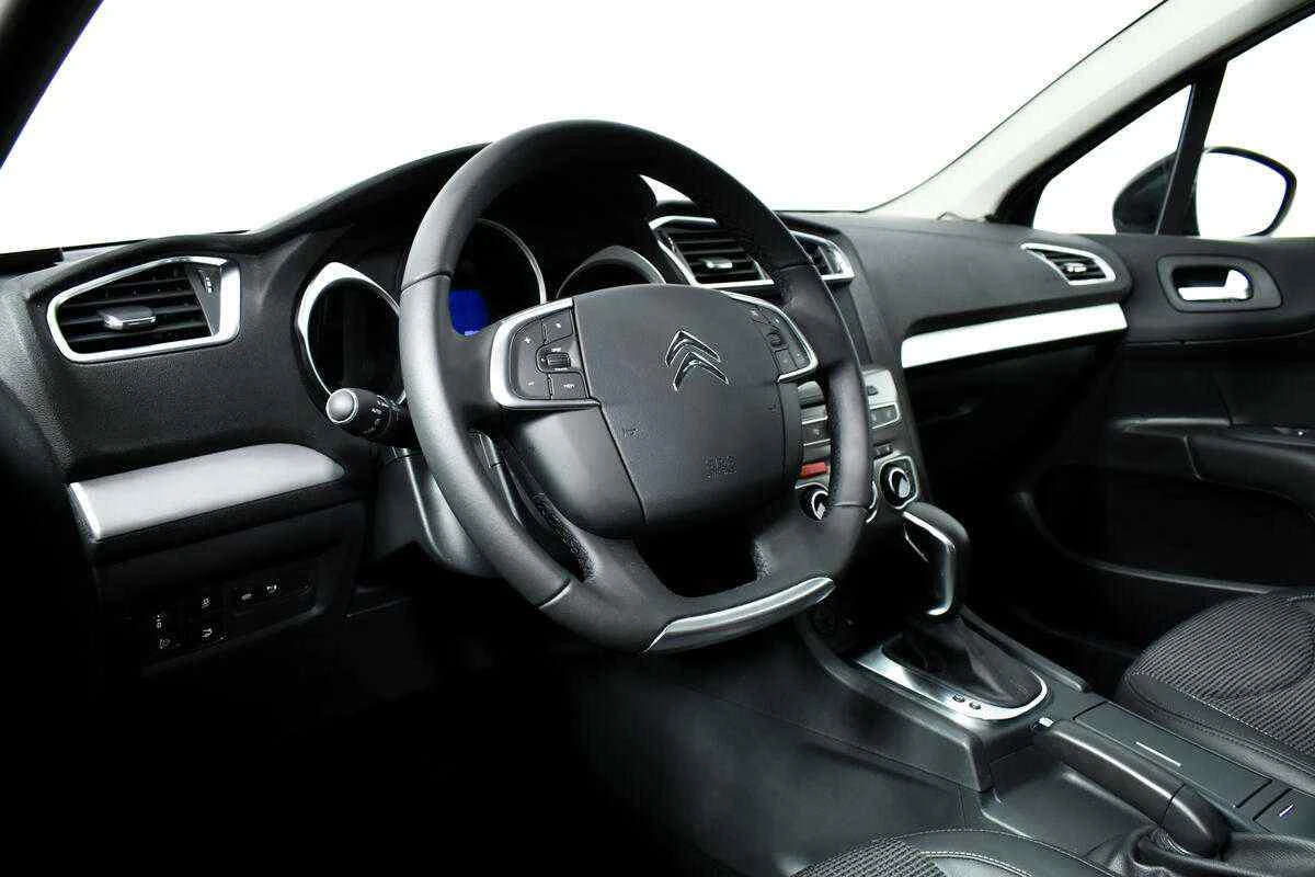 Citroen C4, Черный, 2022, Автоматическая, 150 л.с., цена от 1 812 000 руб.