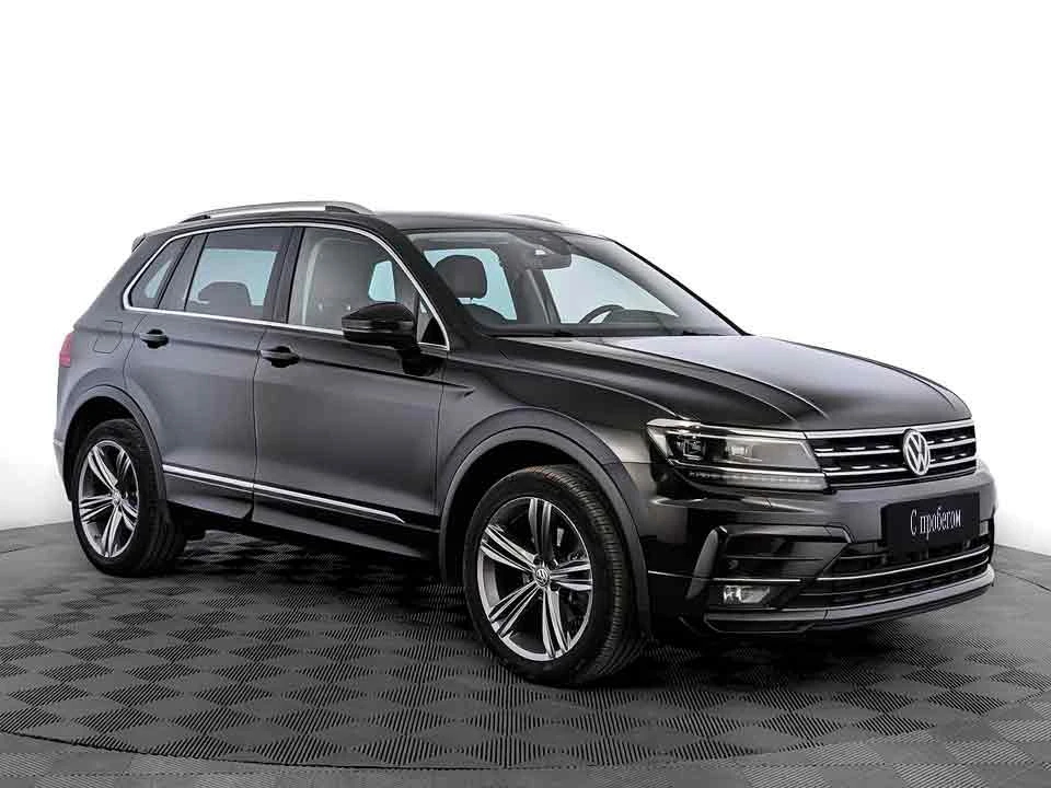 VOLKSWAGEN TIGUAN, Черный, 2019, Робот, 150 л.с., цена от 1 849 600 руб.