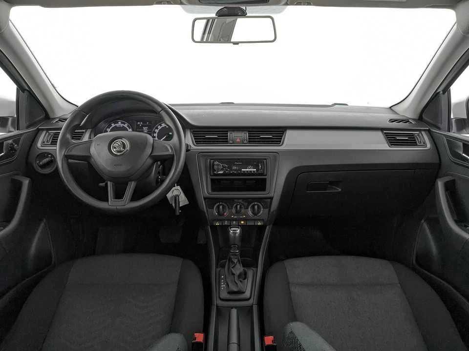 SKODA RAPID, Белый, 2017, Автоматическая, 110 л.с., цена от 873 600 руб.